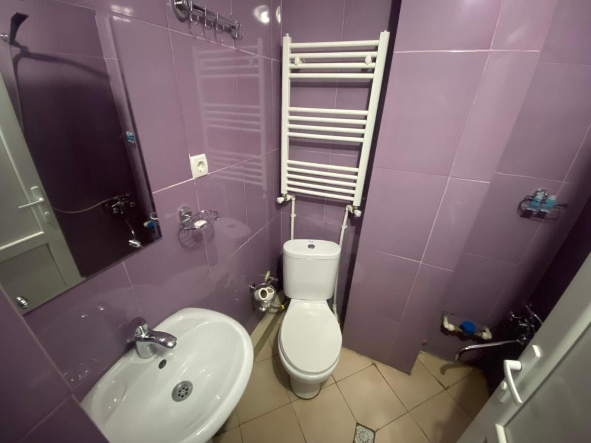 Hotel G & J Тбилиси Экстерьер фото