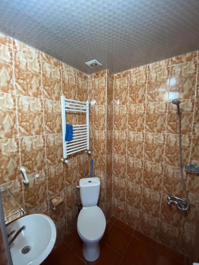 Hotel G & J Тбилиси Экстерьер фото