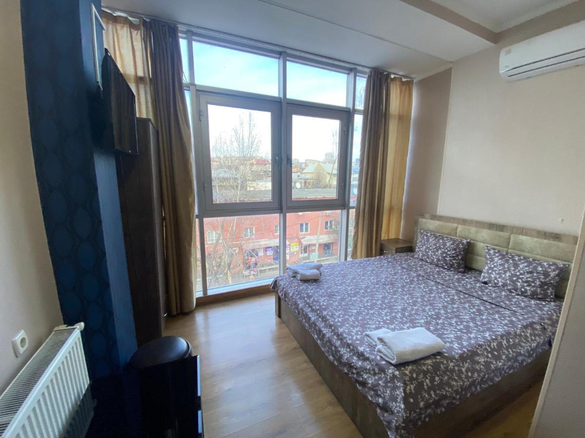 Hotel G & J Тбилиси Экстерьер фото